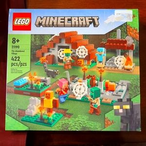 Lego Minecraft The Abandoned Village, 8+, 21190, 422 pieces
